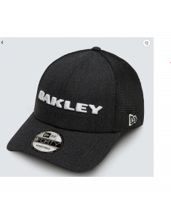 Oakley heather new era hat blackout cappellino