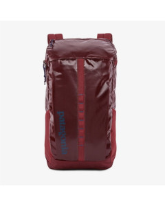 Patagonia black hole pack 25l wax red
