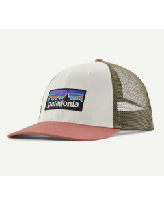 Patagonia p-6 logo lopro trucker hat birch white cappellino